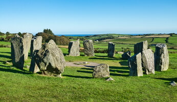 dromberg-stone-circle-1
