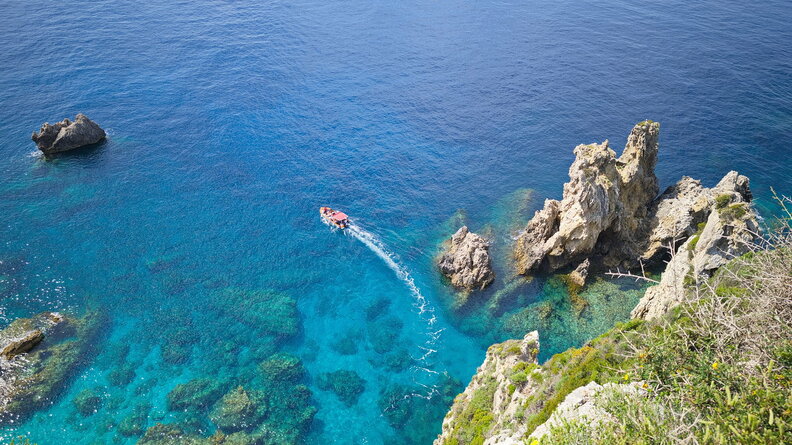 La côte au monastère de Paleokastritsa