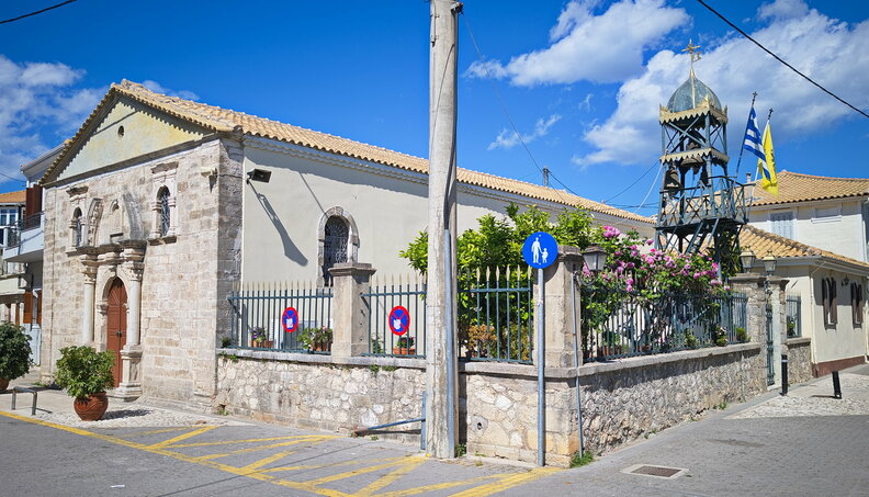 Eglise et clocher de Lefkada