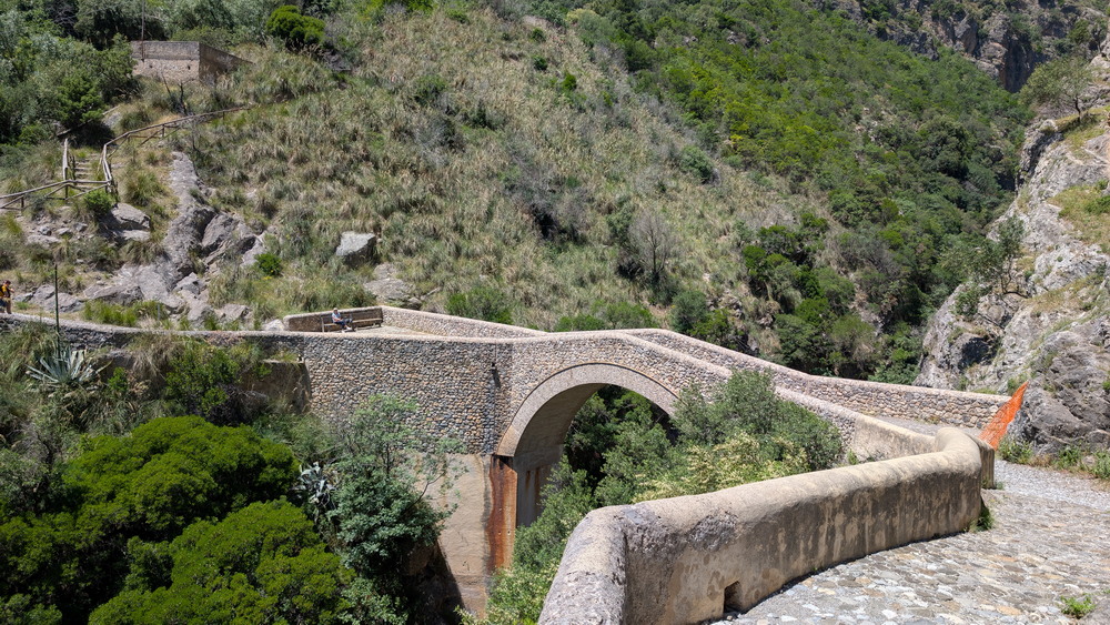 Civita - Pont du Diable - Calabre